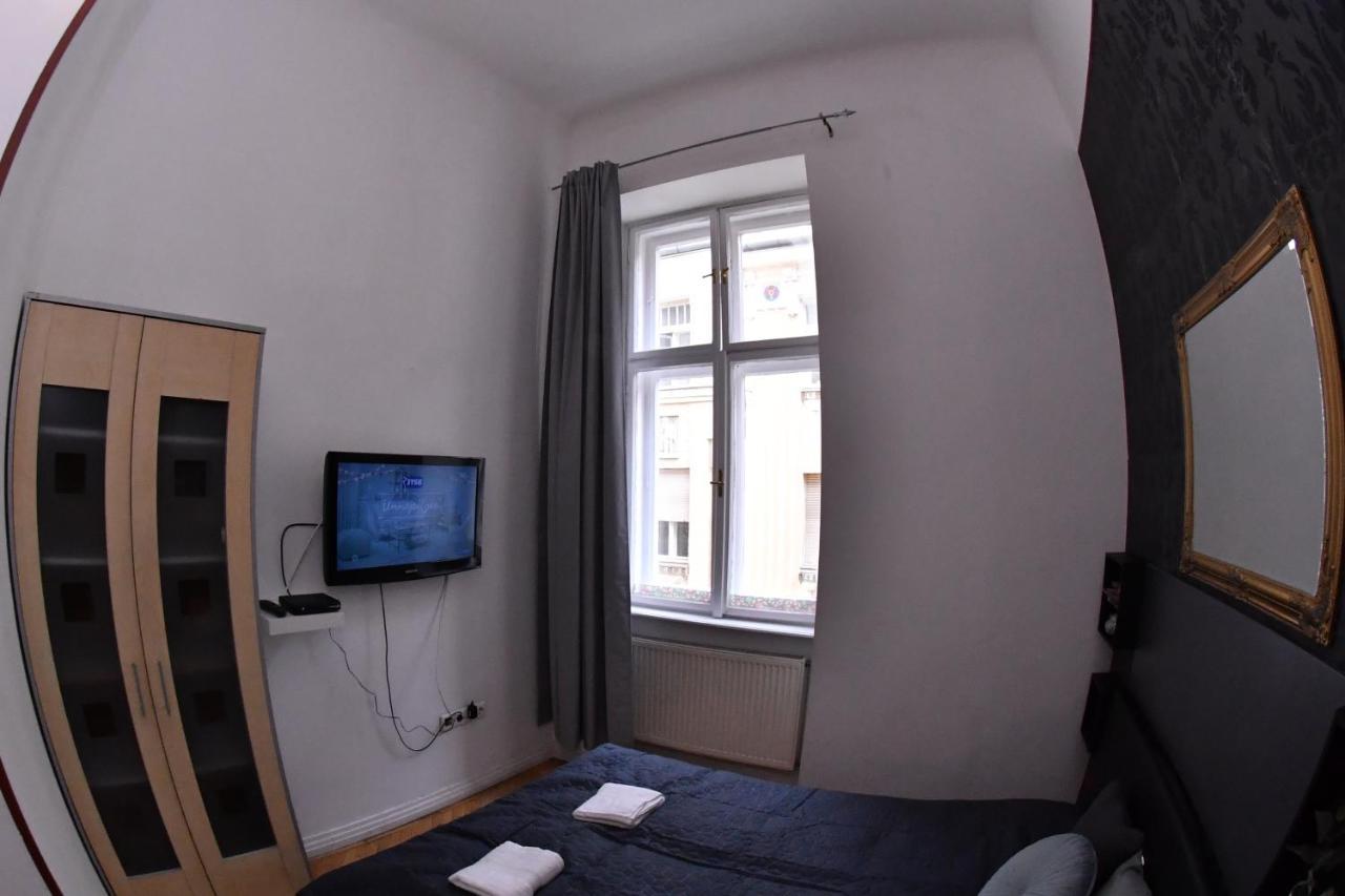 Five Seasons Vaci Utca Apartment Budapest Extérieur photo